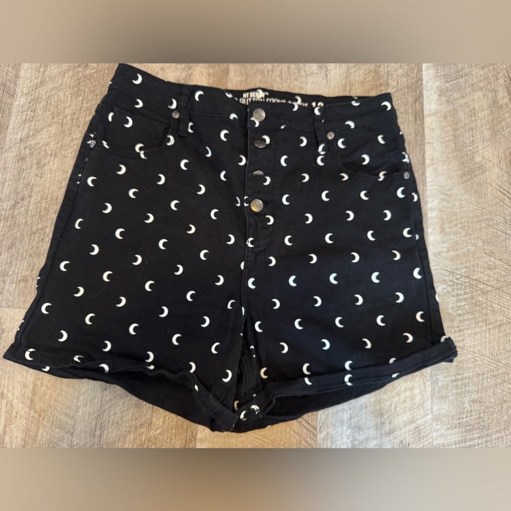 HT Denim Black Moon Crescent Print, Button Fly Women's Shorts